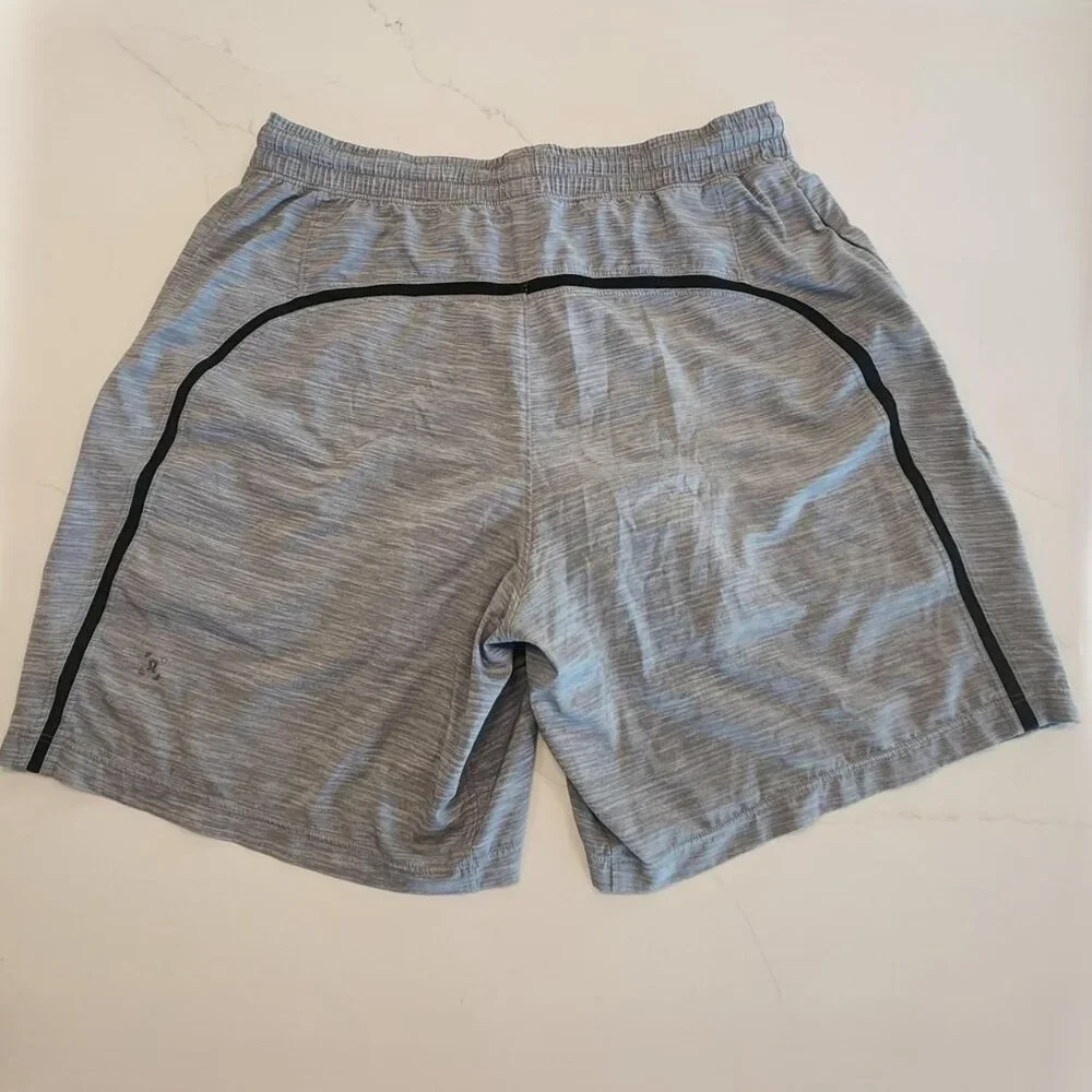 Lululemon Sz M Pacebreaker Shorts Lined Menβs 7 in Gray Gym Workout Running - Picture 1 of 9